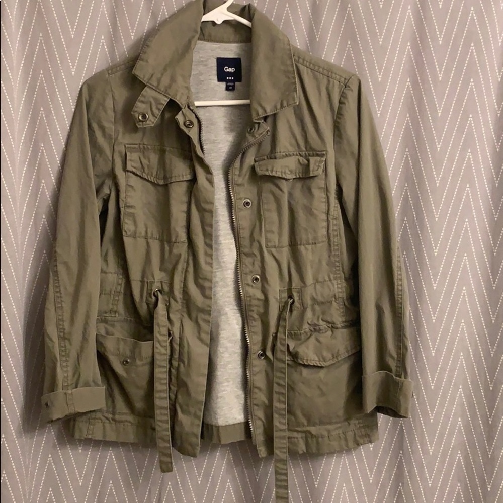 Lightweight military jacket